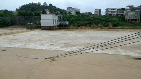 雨一直下！五华这个镇被测得最大降雨量，记者在现场看到…