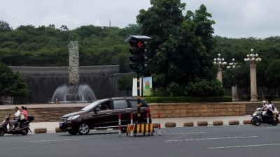 司机们注意！梅县区这个地方新设有红绿灯