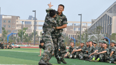 校园短波丨梅州中学举行会操表演暨高考动员大会