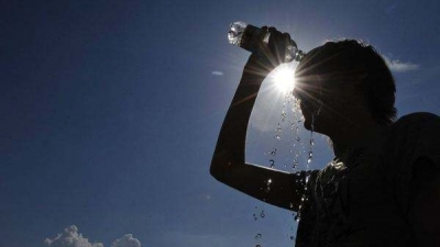 今天热到37℃！见面不要问我几岁，直接问几成熟