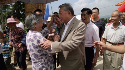 见家乡人道家乡情！台湾新竹县县长邱镜淳来梅恳亲