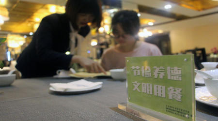 梅州人的“餐桌文明”如何？记者采访后表示很欣慰…