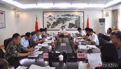 曾永祥主持召开丰顺县委常委会会议