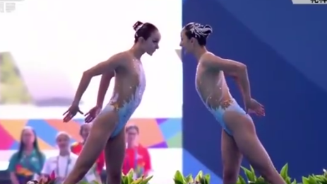 又一金！蒋文文、蒋婷婷获得花样游泳双人冠军