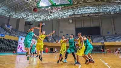 梅州“长青杯”中年男子篮球赛落幕，丰顺篮协队夺冠