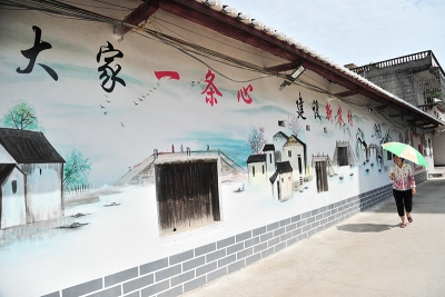 五华河东镇高榕村：彩绘搬上墙 乡村多出彩