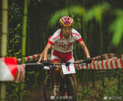 祝贺！中国山地车女队包揽金银牌