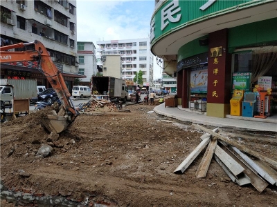 从开挖到回填仅用三天！梅城金苑小区周边道路高效维修获赞