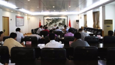 曾永祥主持召开丰顺留隍镇创建国家级特色小镇工作会议