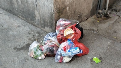 不能忍！梅城这里的居民直呼受不了，只因巷道缺了…