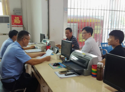 港澳台居民居住证申领首日 五华台胞申办热情高