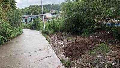 民生追踪丨梅江区城北五里亭路侧垃圾已清理