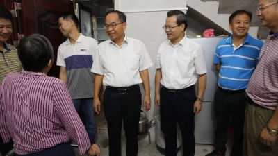 花都区委书记黄伟林率队到丰顺考察精准扶贫工作