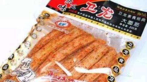 湖北已下架卫龙辣条等6批次制品：卖到湖北就要按国标