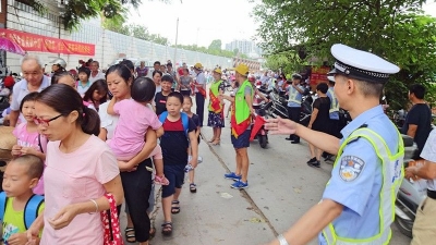让群众出行更安心！兴宁市多措并举加强道路交通安全管理