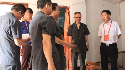 兴宁法院邀请人大代表见证执行房屋纠纷案，现场执行腾房