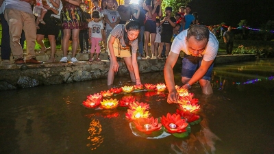 拜月、放花灯、猜灯谜...又到中秋月明时，这才是梅州人过中秋的正确姿势