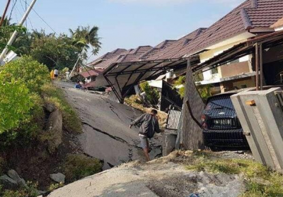 已致1200人死亡！印尼7.4级地震引发海啸 