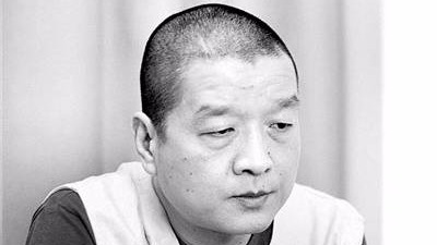 重庆一官员被双开：烧香拜佛求保佑 求升迁搞攀附