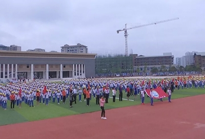 梅县开展校园安全检查，给孩子们营造一个安全稳定的校园环境