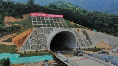 14公里，省内最长！梅汕高铁丰顺隧道顺利实现全幅贯通