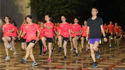 燃起来！客商银行跑团组织跑步培训备战梅州马拉松赛 