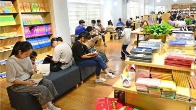 书店搬进学校！五华首家校园书店开张，还能免费借书