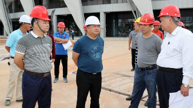 吴晖率队到奥体中心调研：拿出破难攻坚的精神如期完成建设任务