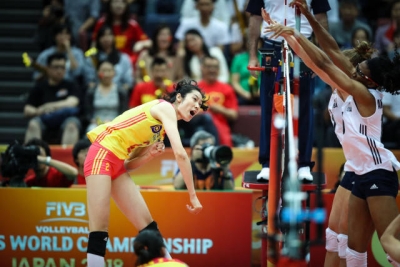 习近平致电祝贺中国女排夺得2019年女排世界杯冠军 