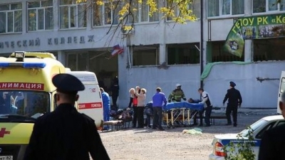 克里米亚校园爆炸和枪击事件致19人死亡 嫌疑人自杀