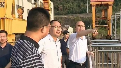 打好碧水攻坚战！张运全率队巡河督导“五清”专项行动 