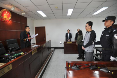 王宝强前经纪人宋喆职务侵占案一审宣判，获刑六年