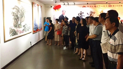 刘卫星“客家意象”山水画作品展在兴宁开展