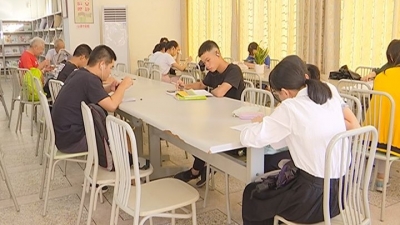 图书馆成为蕉岭市民好去处，国庆长假书香相伴好惬意