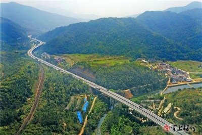 梅州四路段获评“平安公路”