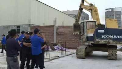 丰顺多部门联合行动，依法拆除汤坑5处违建