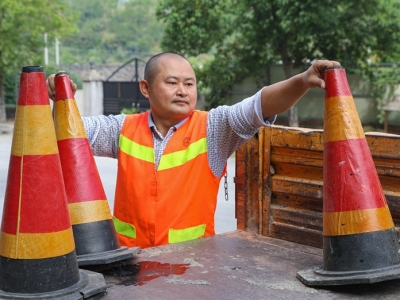 最美公路人丨丘华荣：“安全”是他做养路工作的口头禅