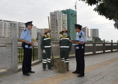 环卫工变身“流动哨兵”！五华104名环卫工人被聘社会治安信息员