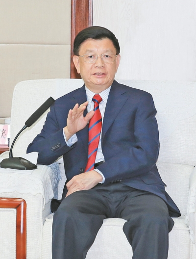 梁亮胜接受本报记者专访，谈及梅州该如何抓住发展机遇，他这样说...