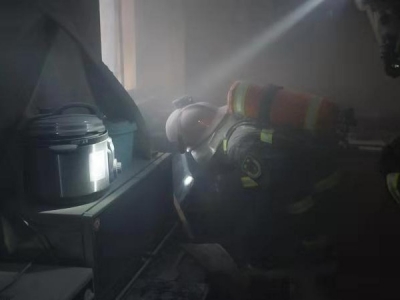 江西南昌进贤县民和镇一出租屋煤气泄漏 致5人死亡