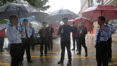 钟光灵调研梅县区城市建设管理和民生工作