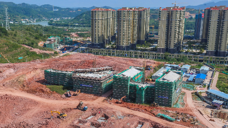 梅江区芹洋学校预计明年秋季投入使用，可提供2550个学位