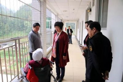 饶凌云到大埔县残联检查安全生产工作