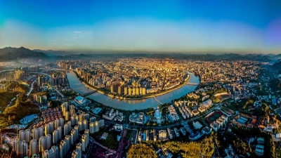 梅州召开重点地段城市设计优化和江南新城“两馆”精装布展方案情况汇报会