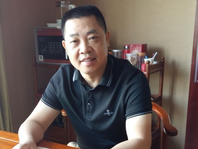 这个兴宁人不一般！昔日打工仔摇身变育人园丁