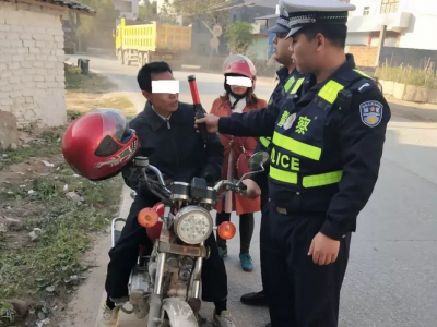 万万没想到！五华交警上路查车，竟逮到一条“大鱼”...