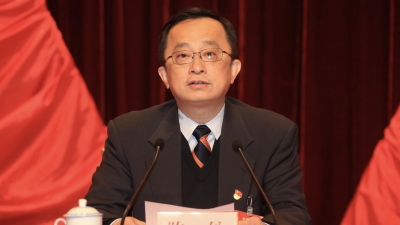 中共梅州市委七届六次全会闭幕