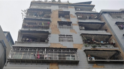 过路如“历劫”！大埔多栋居民楼“毁容”，隐患大无人管