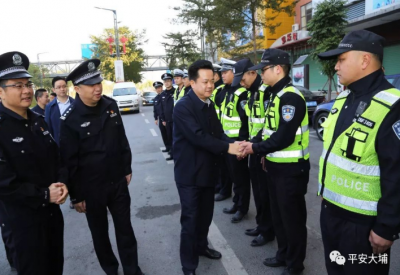 朱汉东率队慰问春运一线执勤民警，并致以新春问候