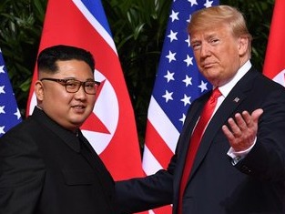 特朗普说美朝正就两国领导人第二次会晤地点进行协商